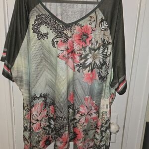 New Catherines 5x Green Tshirt